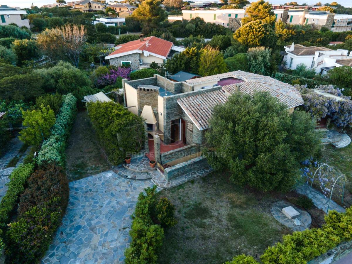Апартаменты Il Glicine Cala Lupo Стинтино Экстерьер фото